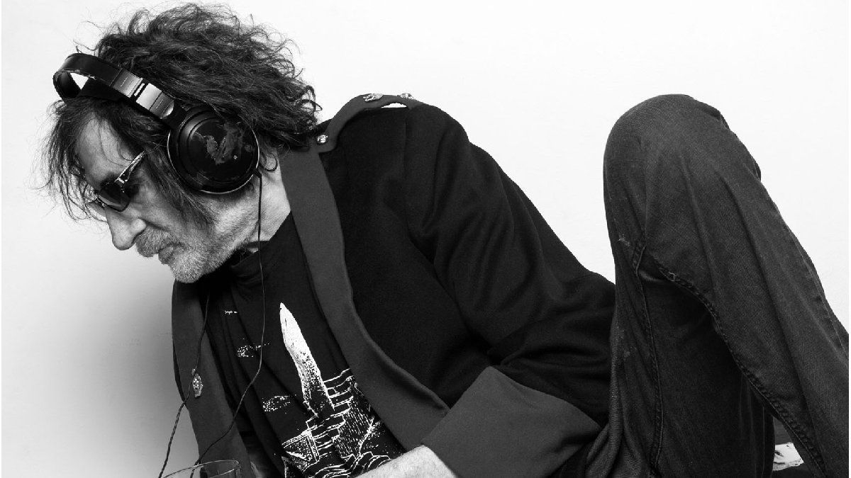 Internado. Charly García se quemó la pierna y está internado.