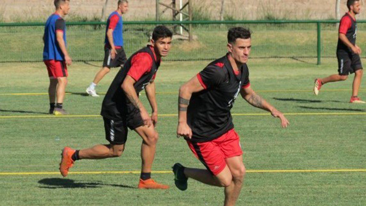 El volante Alfio Lorenzo, uno de los refuerzos de Minich. Foto; gentileza Prensa FADEP.