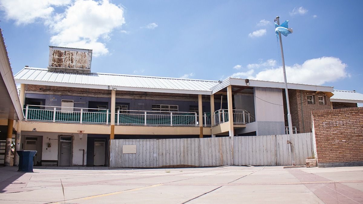 La escuela 1-580 Carlos Padin en obras.
