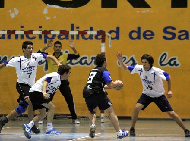 Sábado de mucha acción en el balonmano sureño