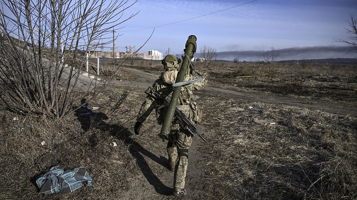 Guerra Rusia - Ucrania: el ejército ruso quiere impedir el ingreso desde occidente de sistemas de defensa aérea portátiles y los misiles antitanque.
