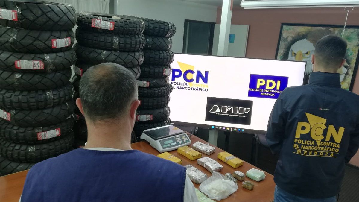 Todo lo secuestrado quedó a disposición de la Justicia Federal.