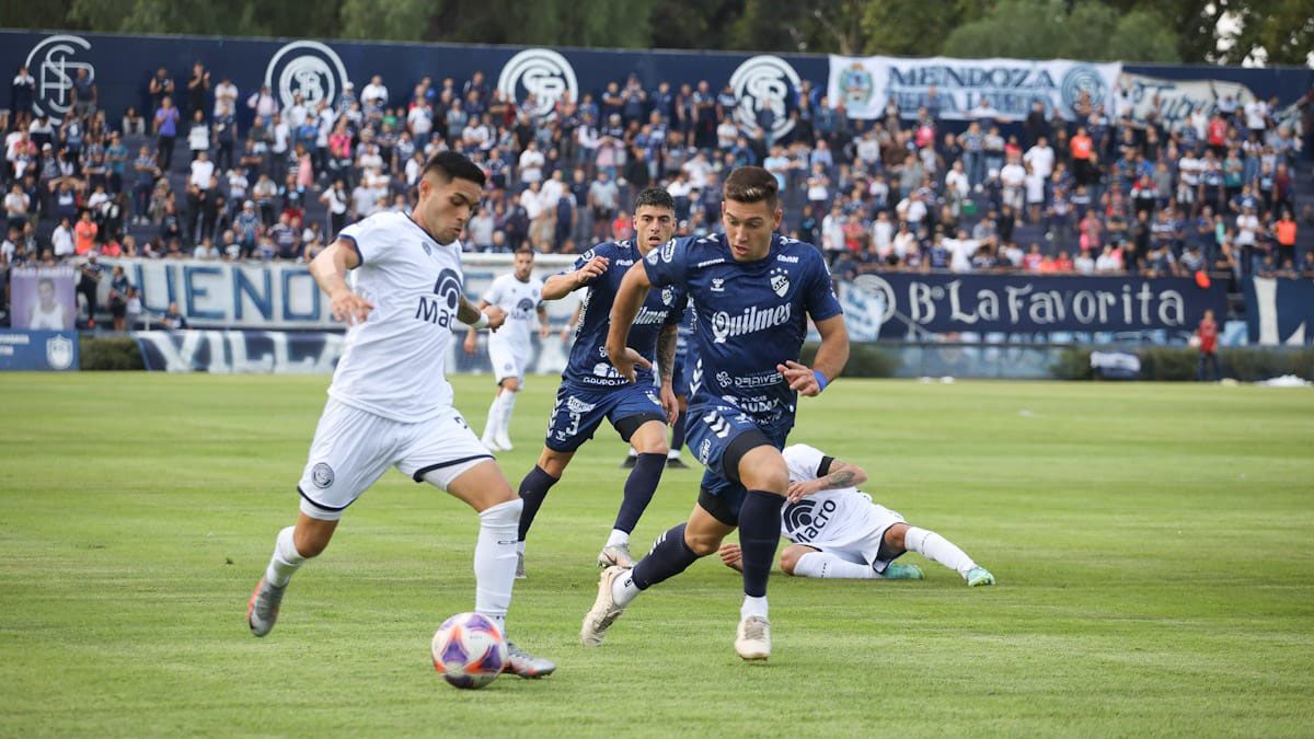 Alejo Distaulo cada vez que entró tuvo un buen nivel en Independiente