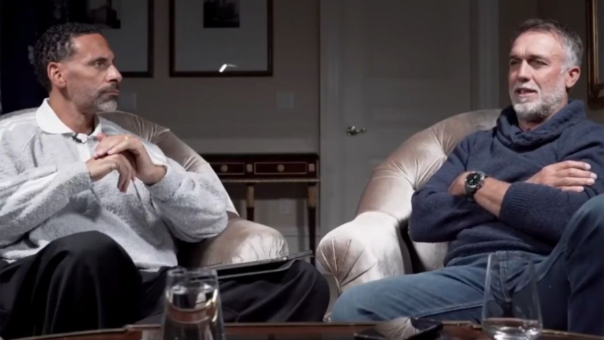 Gabriel Batistuta se refiri&oacute; a Diego Maradona en una charla con Rio Ferdinand.