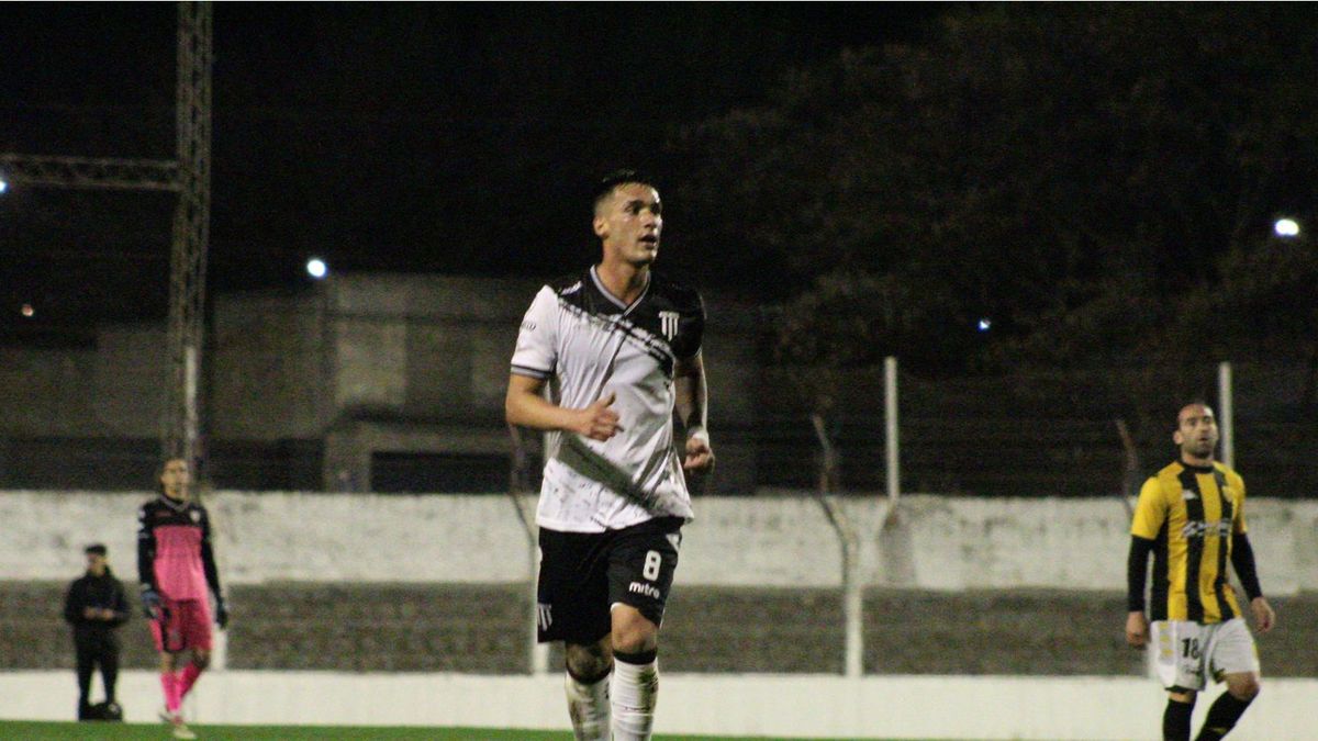 El volante Bruno Liuzzi tuvo su debut como titular en Gimnasia y Esgrima.