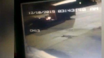Video: compraron un carro de comidas para pagar sus estudios y se lo robaron
