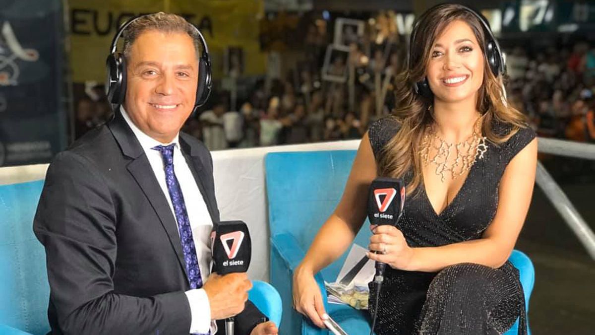 El Siete comenzó a transmitir el Acto Central de la Vendimia en 1965, cuando televisó desde exteriores aquella celebración. En los últimos años, Gisela Campos y Rodolfo Gravina forman parte de los conductores del canal en la fiesta máxima.