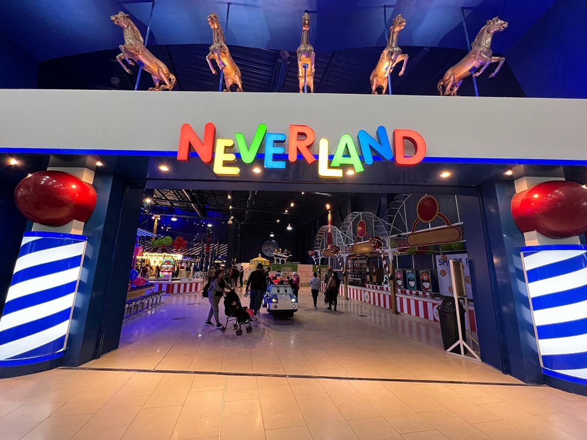 El parque indoor combina un innovador concepto de entretenimiento inmersivo que mezcla juegos deportivos con las clásicas atraccion. El parque indoor combina un innovador concepto de entretenimiento inmersivo que mezcla juegos deportivos con las clásicas atraccion.