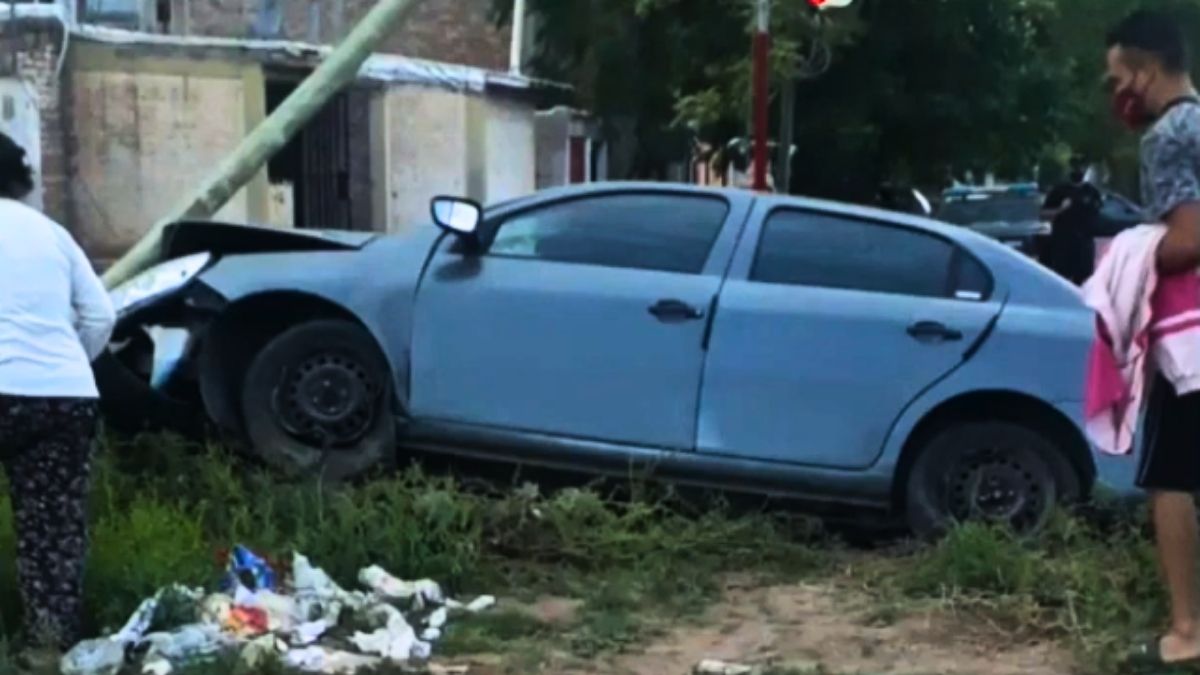 El accidente ocurrió en Las Heras por un conductor con alcoholemia. El accidente ocurrió en Las Heras por un conductor con alcoholemia.