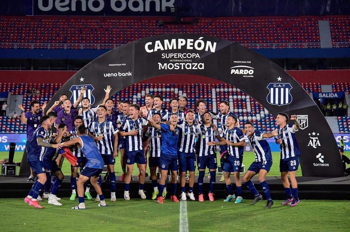 Talleres le ganó a River y sumó una nueva estrella a su escudo. Talleres le ganó a River y sumó una nueva estrella a su escudo.