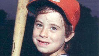 El terrible caso de Adam Walsh que motivó a su padre a perseguir asesinos por todo Estados Unidos