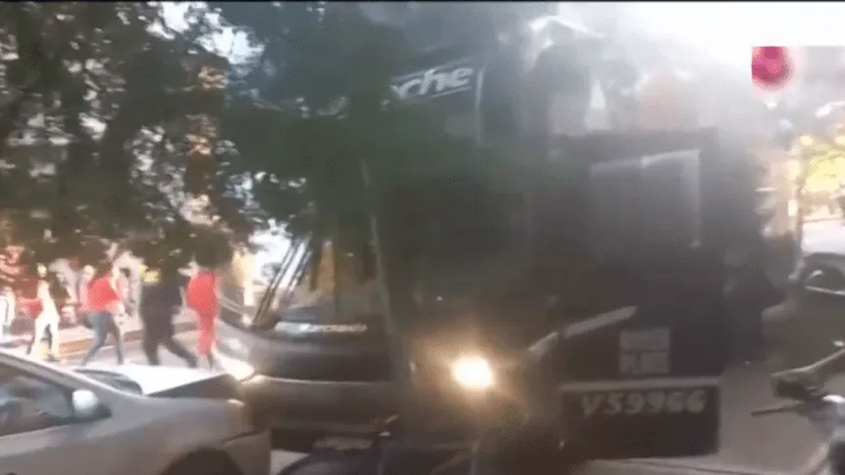 El micro de River protagonizó un accidente en Tucumán.