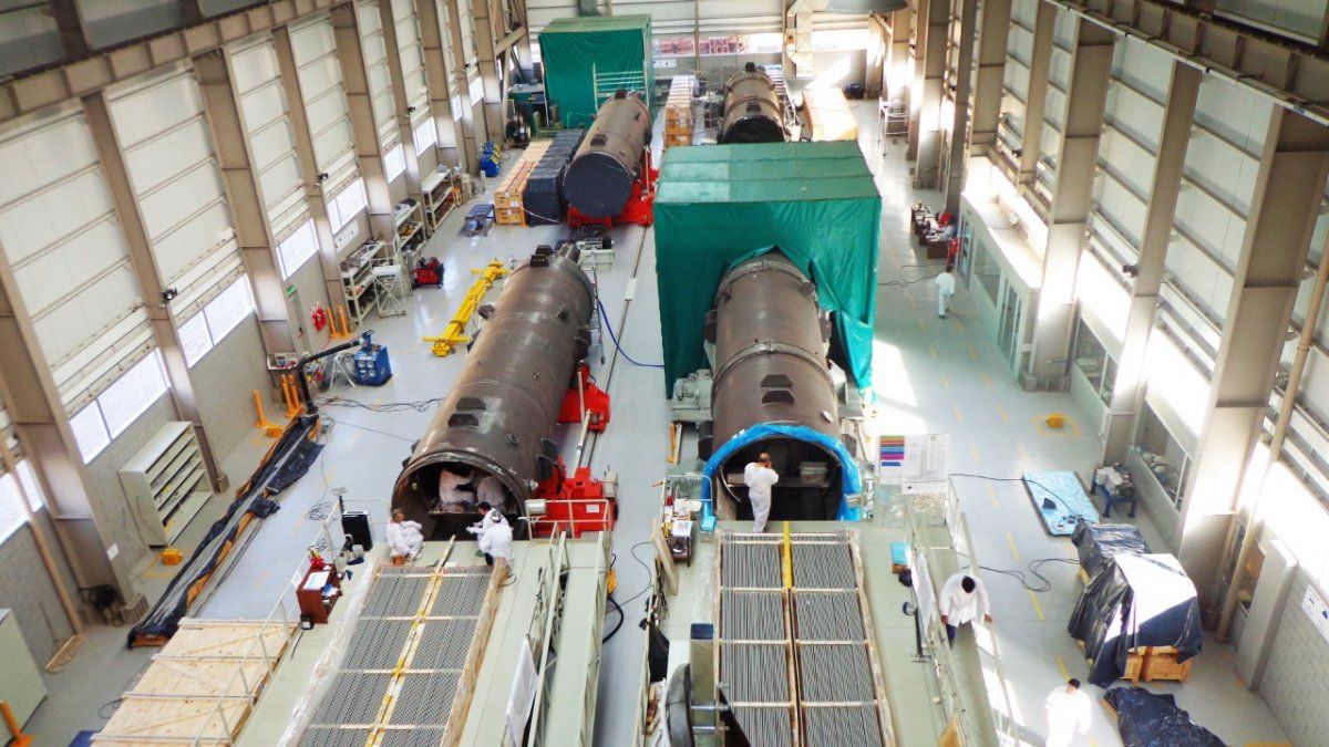 El montaje de la cámara nuclear de IMPSA.
