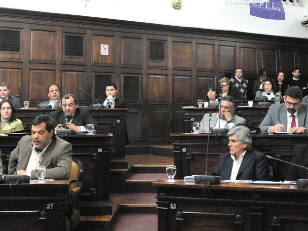 La UCR le exige a Paco Pérez que tome las riendas de la seguridad