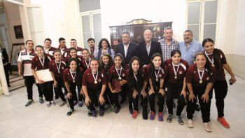 La selección de Mendoza femenina fue premiada