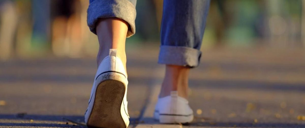 Beneficio de salir a caminar. Beneficio de salir a caminar.