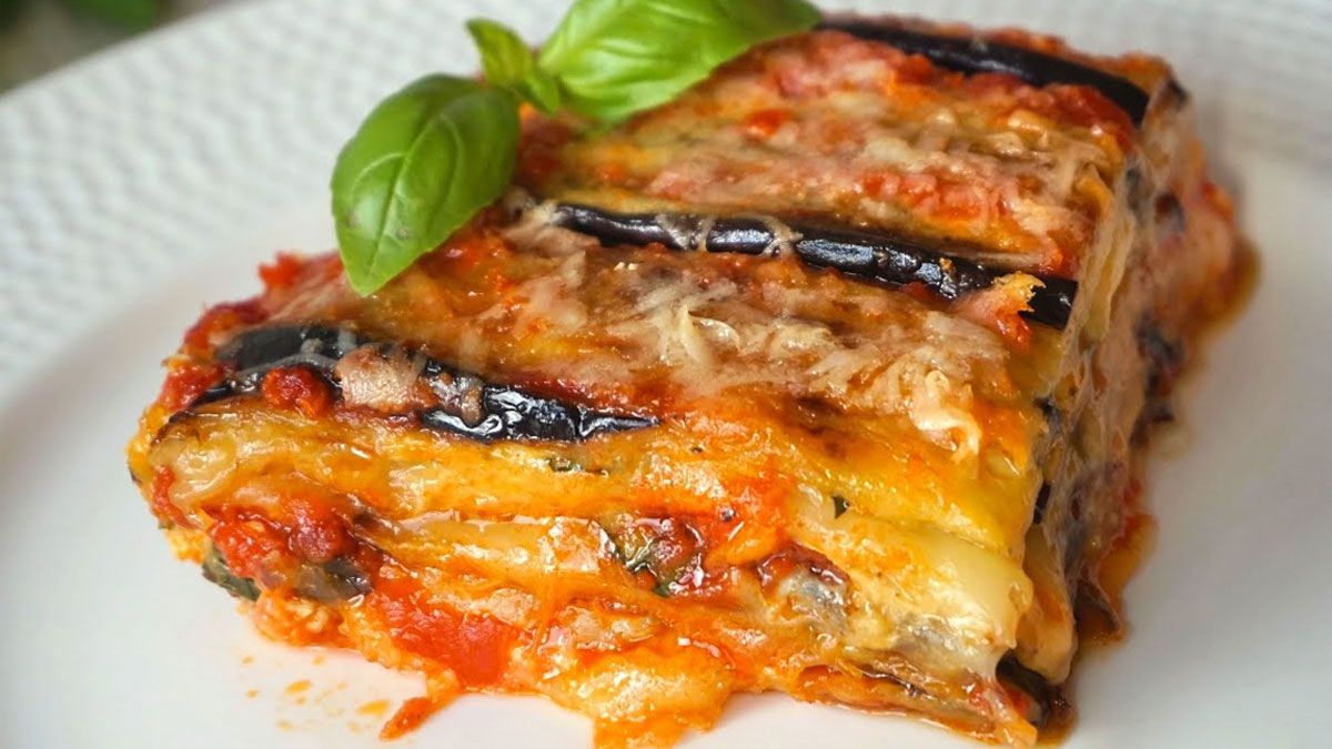 La berenjena a la parmesana se elabora con una receta que queda espectacular. La berenjena a la parmesana se elabora con una receta que queda espectacular.