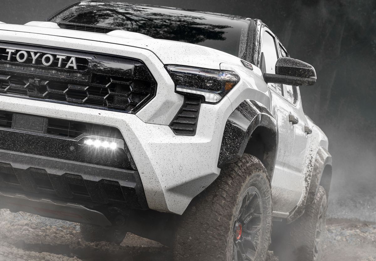 Ahora nuestros hijos pueden disfrutar de manejar una Toyota Tacoma.