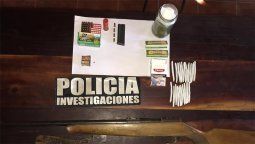 Ocho detenidos en tres operativos donde hallaron armas y 12 kilos de drogas