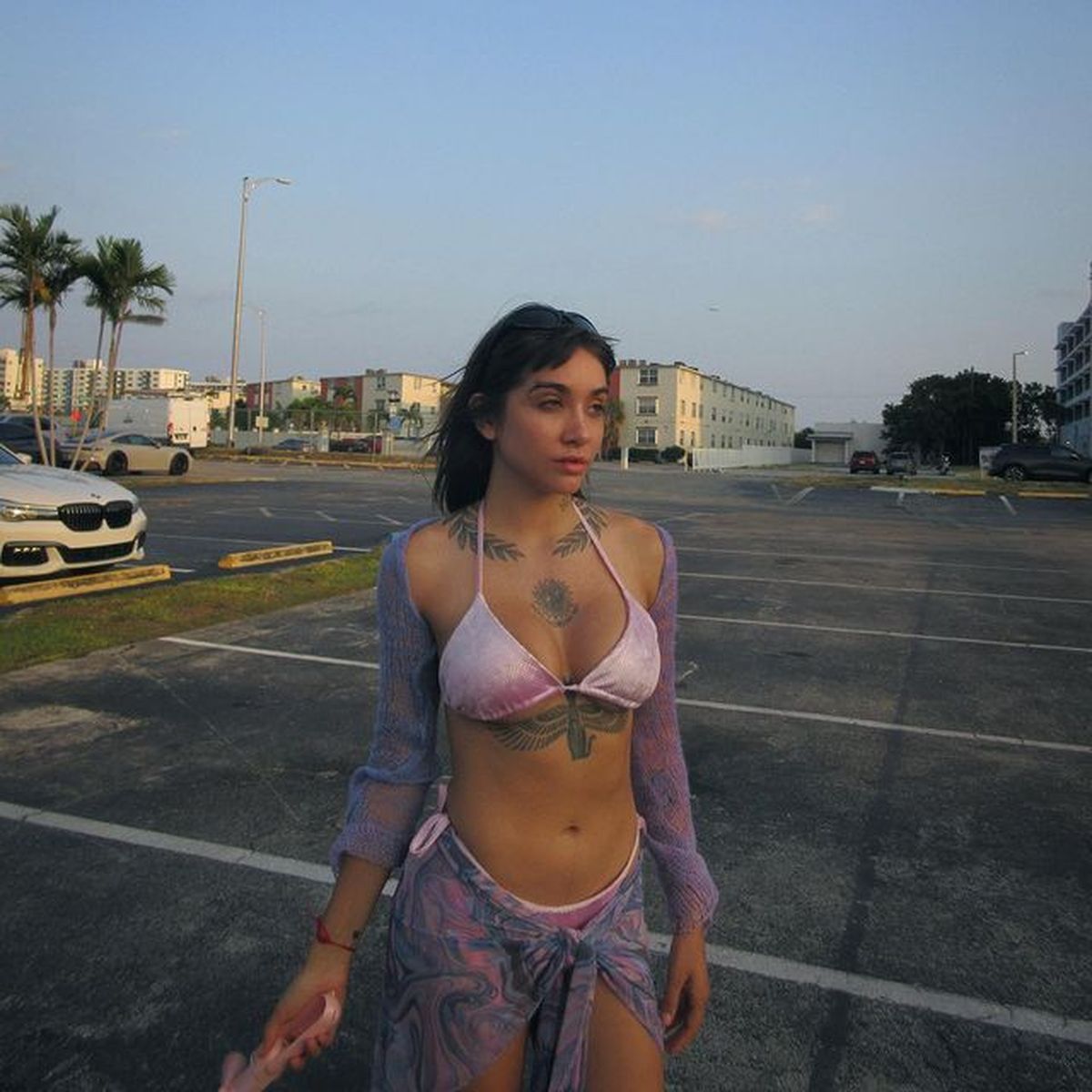 Desde Miami, María Becerra confirma que es la reina del hilo dental ultra XS Barbiecore. Desde Miami, María Becerra confirma que es la reina del hilo dental ultra XS Barbiecore.