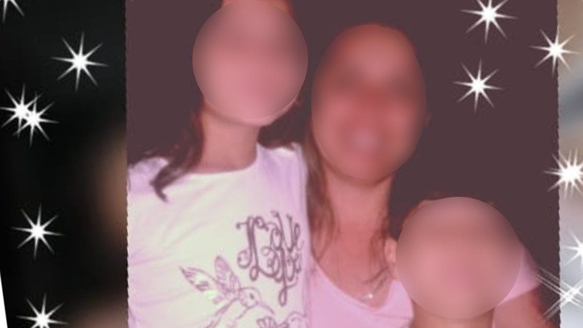 La sospechosa del abuso sexual en Rivadavia junto a su hija -se pixela el rostro para preservar la identidad de la menor-. 