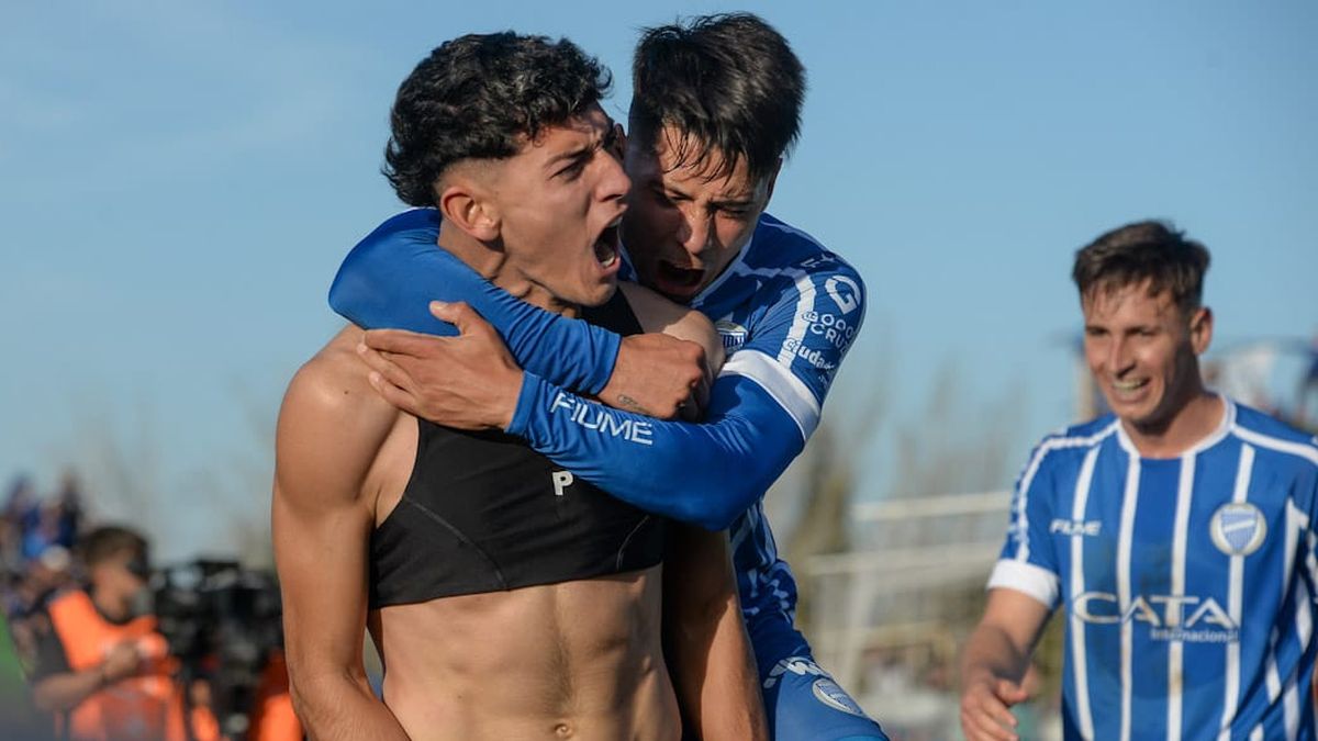 Godoy Cruz planea dos cambios en el equipo para el choque con Defensa y