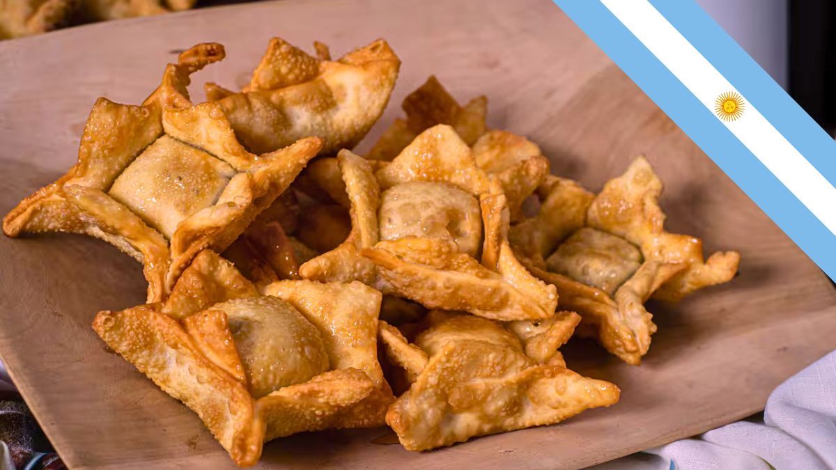 Aprende a preparar la receta de pastelitos de mebrillo criollos.