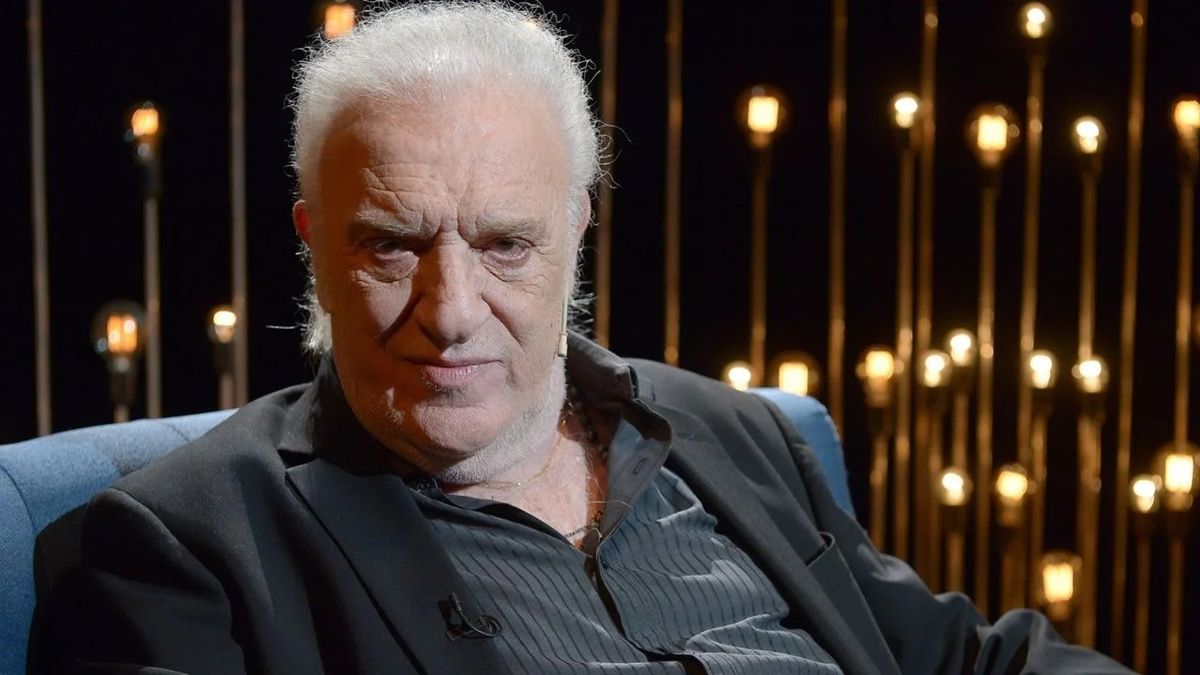 Coco Basile, de 80 años, está internado en Buenos Aires. Coco Basile, de 80 años, está internado en Buenos Aires.