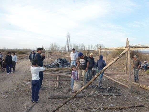 Avanza la ocupación de terrenos fiscales en un predio de Ugarteche