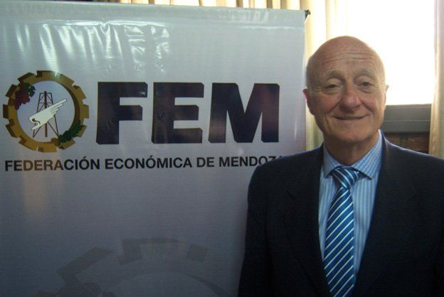 Adolfo Trípodi, referente entre los comerciantes y un histórico de la Federación Económica de Mendoza (FEM). Adolfo Trípodi, referente entre los comerciantes y un histórico de la Federación Económica de Mendoza (FEM).
