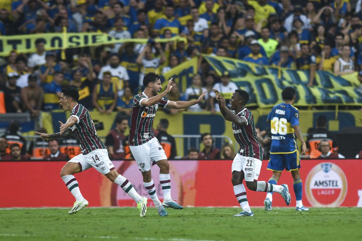 Cano y todo Fluminense festejó el primer gol de la final Cano y todo Fluminense festejó el primer gol de la final