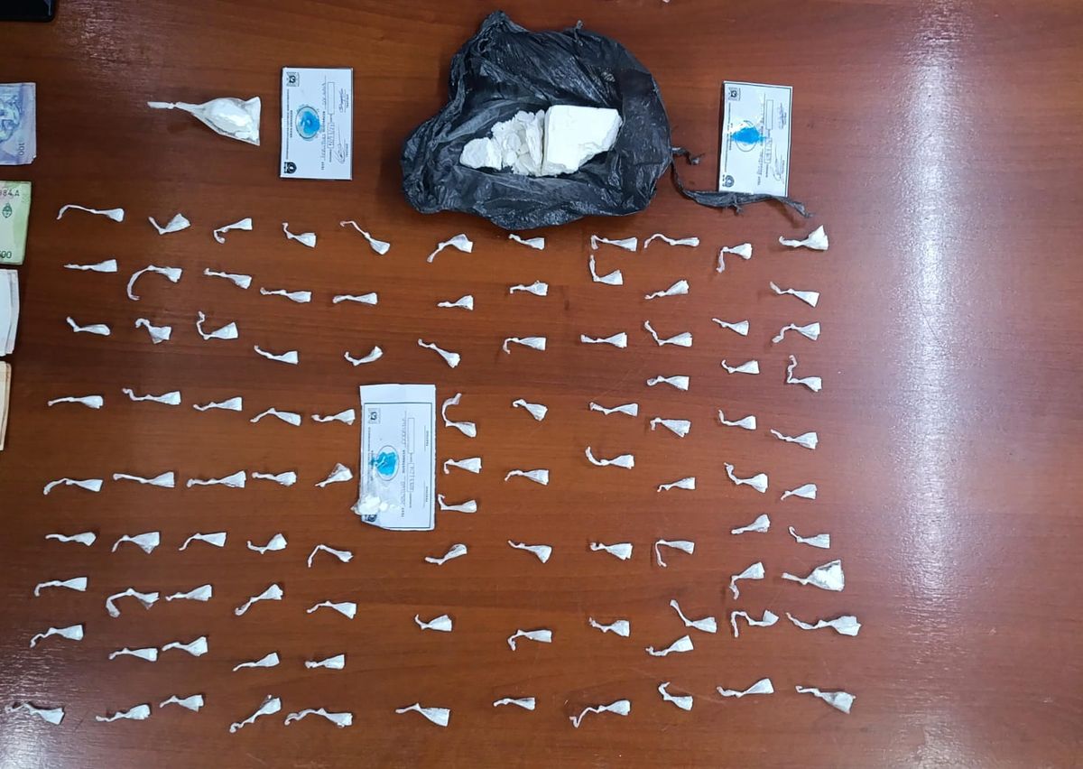 Parte de lo incautado por la Policía en el barrio Alta Mendoza. Parte de lo incautado por la Policía en el barrio Alta Mendoza.