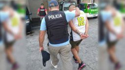 El sujeto fue encontrado en una casa del Fuerte Apache, y sus características coinciden con el hombre que asesinó al Gallego García en el kiosco de Pilar