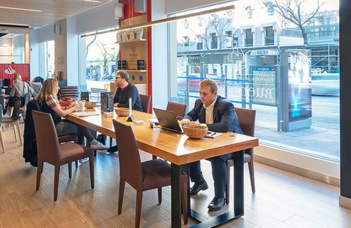 La sucursal es la primera de la provincia con este formato, tomado de Chile, donde la experiencia logró mayor éxito con la apertura de 50 sucursales en apenas dos años.