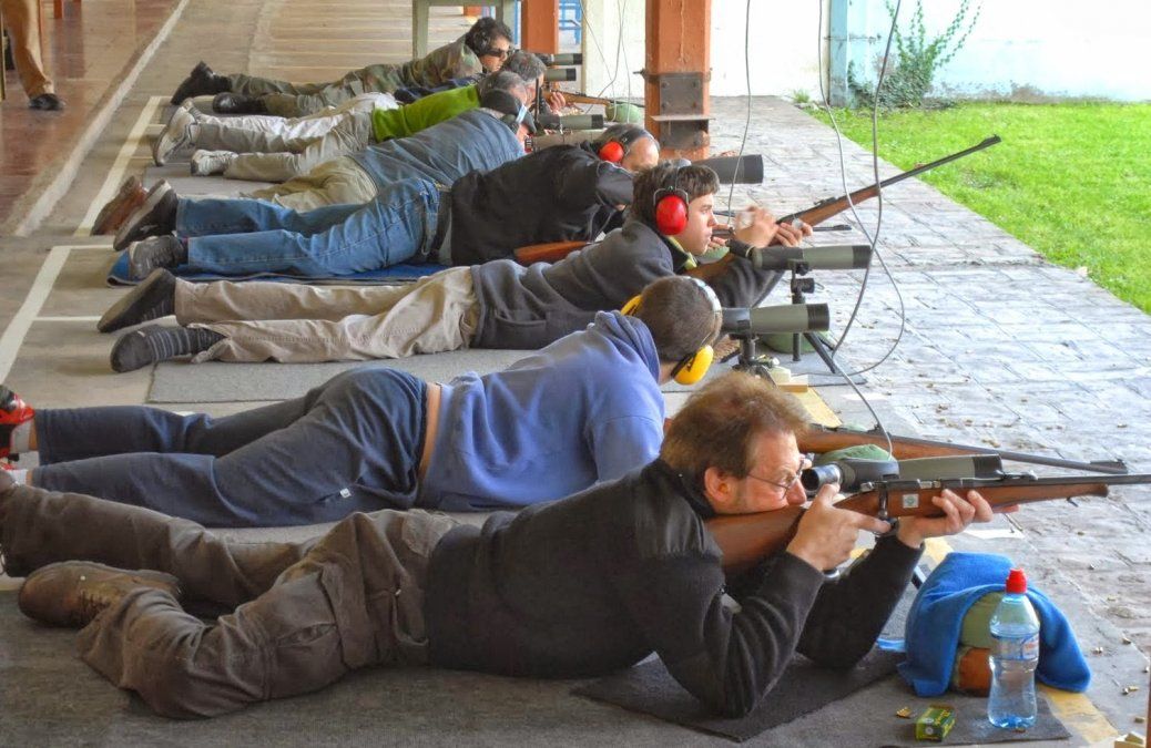 Sanrafaelinos participan en el Nacional de armas de grueso calibre