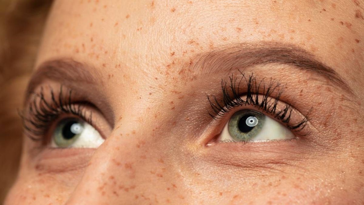 La mezcla de dos aceites que es ideal para hacer crecer las pestañas: aplícala antes de dormir La mezcla de dos aceites que es ideal para hacer crecer las pestañas: aplícala antes de dormir