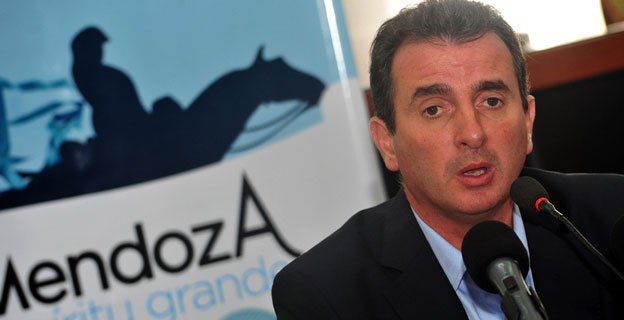 Pérez le quitó la concesión de dos áreas a YPF y la empresa accionará contra la Provincia