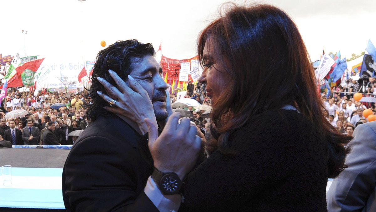 Cristina Fernández de Kirchner expresó una gran tristeza por la muerte de Diego Maradona. Foto: Archivo 02/12/2010