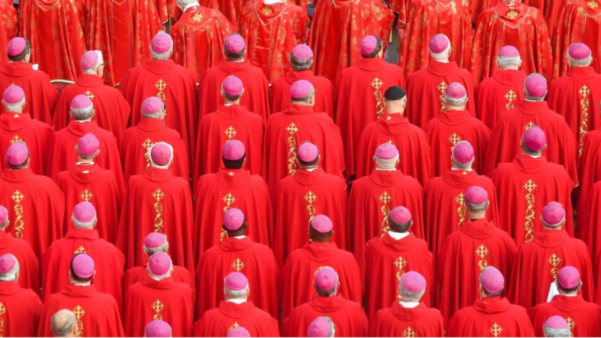 Comienza el encierro de los cardenales o cónclave para elegir al sucesor del Papa Francisco.&nbsp;