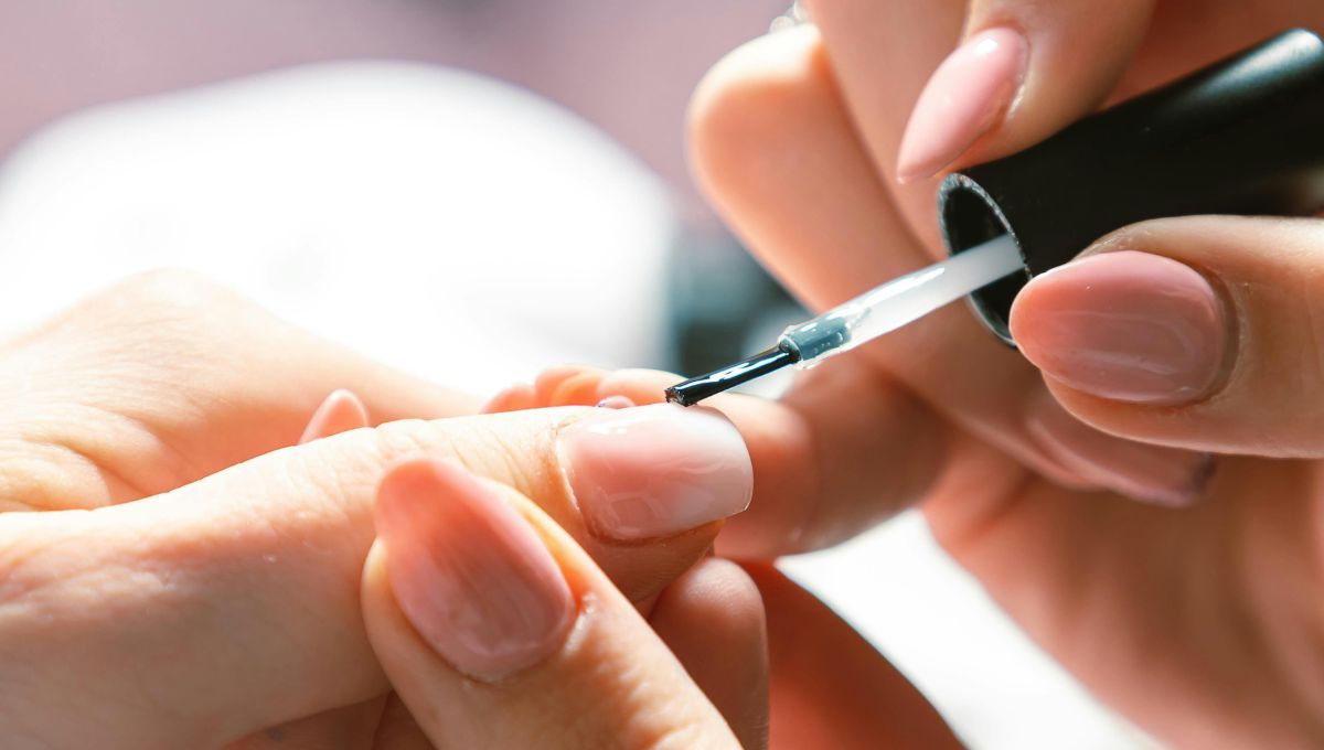 El esmalte de u&ntilde;as no hace m&aacute;s que acelerar el proceso de contagio de las garrapatas.&nbsp;