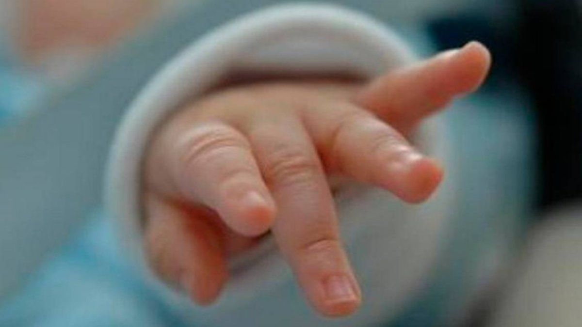 En San Juan. Un bebé recién nacido murió tras ahogarse con leche materna.