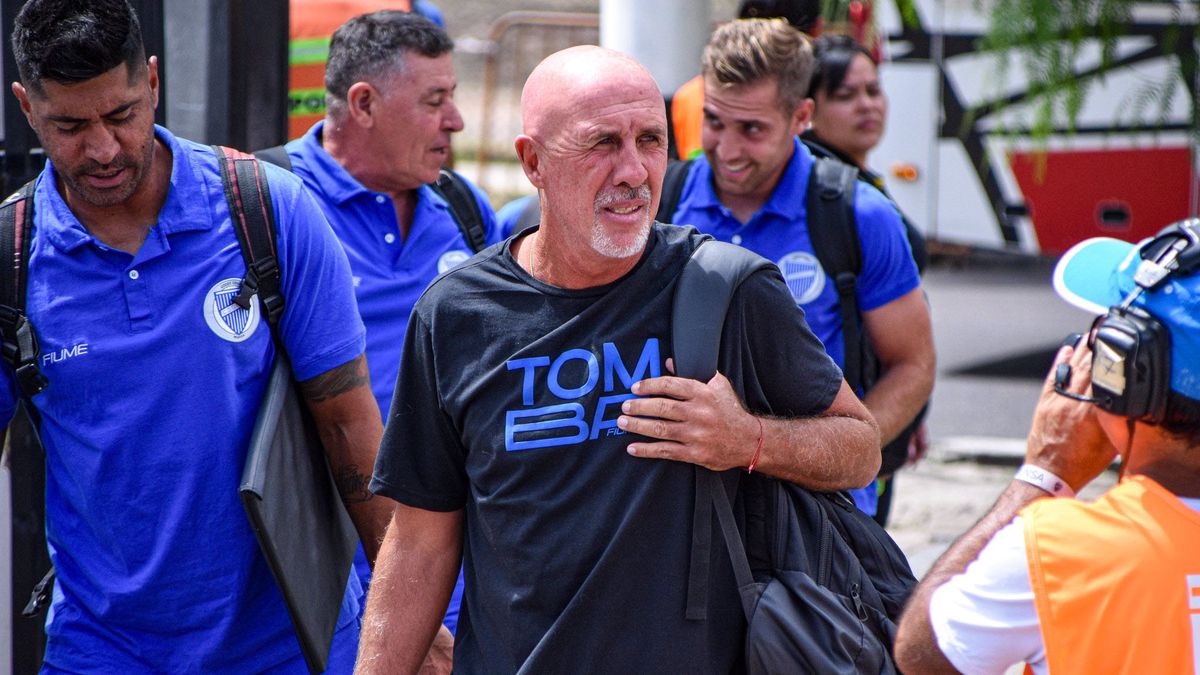 Daniel Oldrá ganó los cuatro partidos que dirigió en este 2024 en la Copa de la Liga. Daniel Oldrá ganó los cuatro partidos que dirigió en este 2024 en la Copa de la Liga.