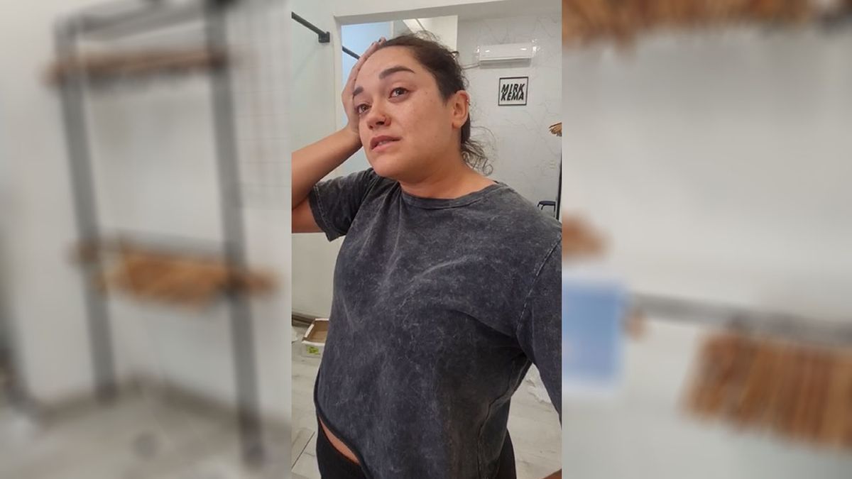 Luciana, la dueña del local Mirkkema, de calle 9 de Julio a metros de Peatonal Sarmiento, en Capital, aseguró que las pérdidas que sufrió por el robo son millonarias.