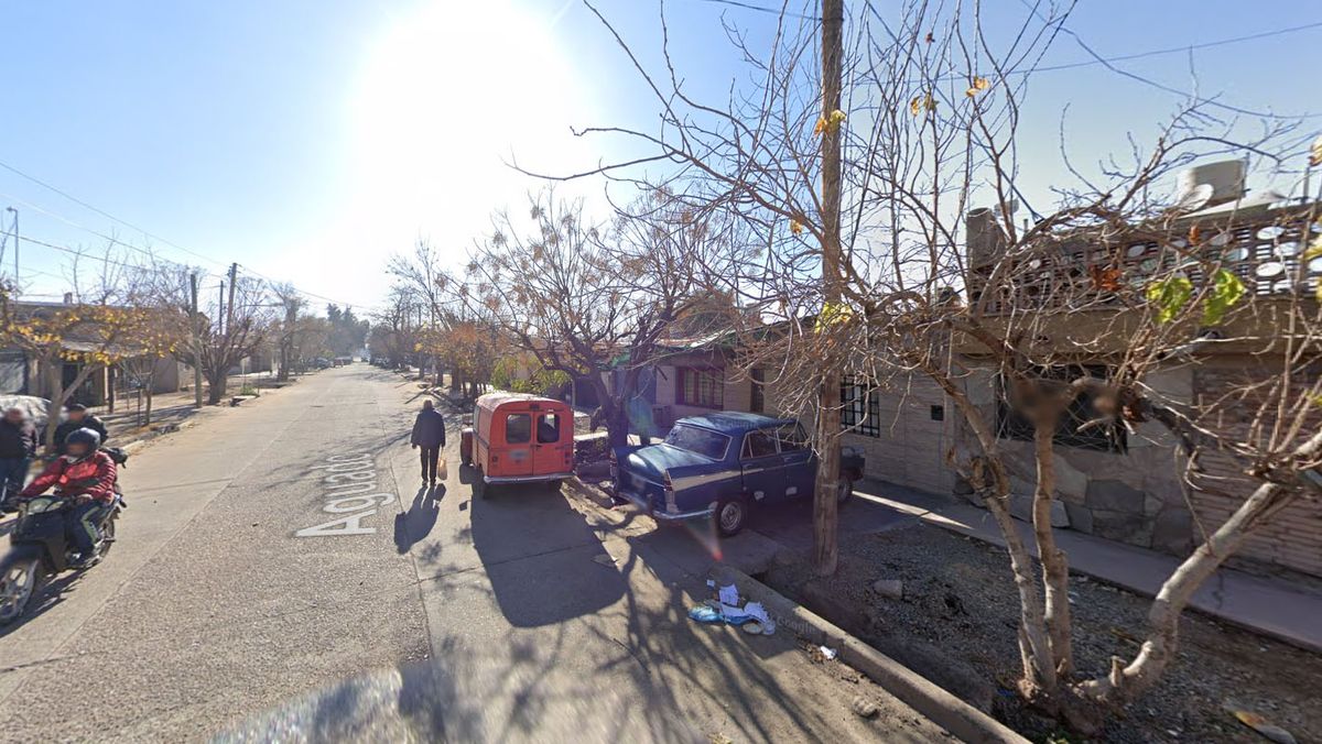 El asesinato de Luisa Jacinta Coria, de 66 años, ocurrió en la madrugada del sábado en su casa de calle Aguado 2.725, de Las Heras. El asesinato de Luisa Jacinta Coria, de 66 años, ocurrió en la madrugada del sábado en su casa de calle Aguado 2.725, de Las Heras.