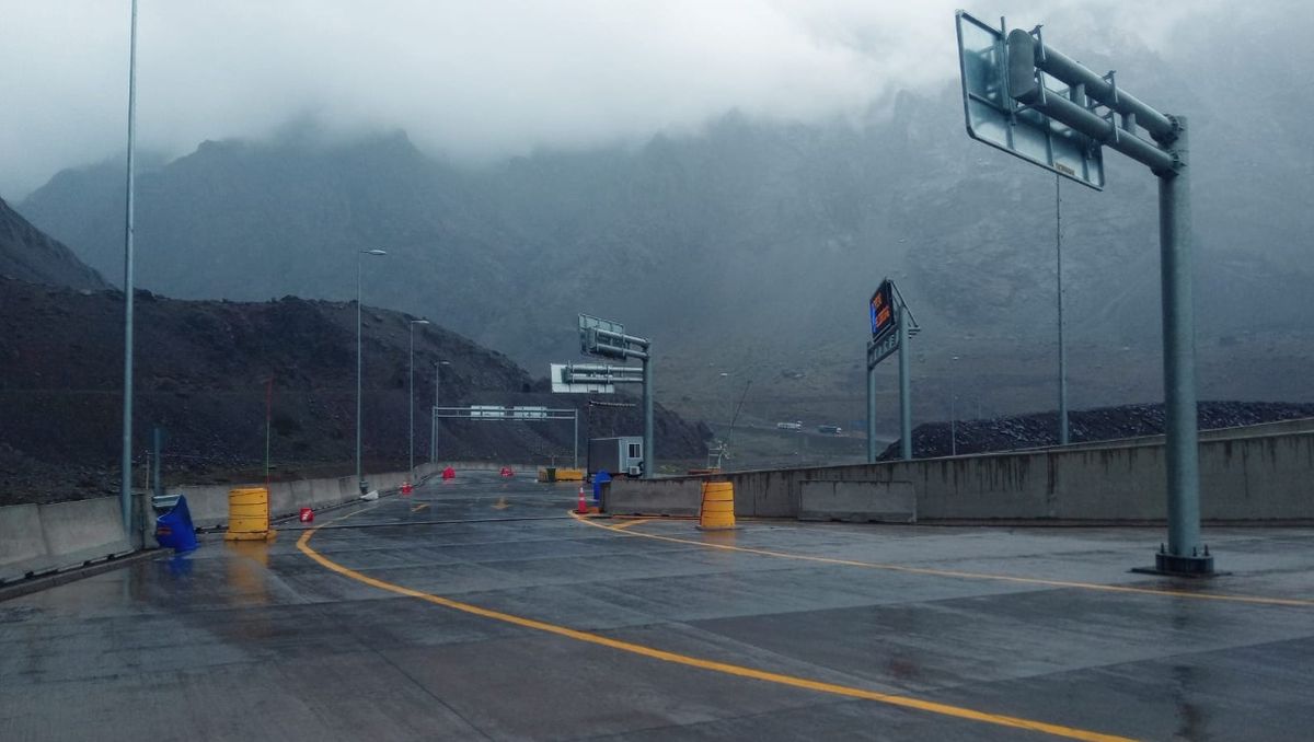 A prestar atención con las lluvias al cruzar a Chile.