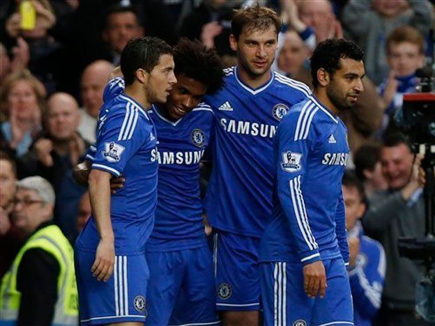 Chelsea goleó y recuperó la punta de la Premier League