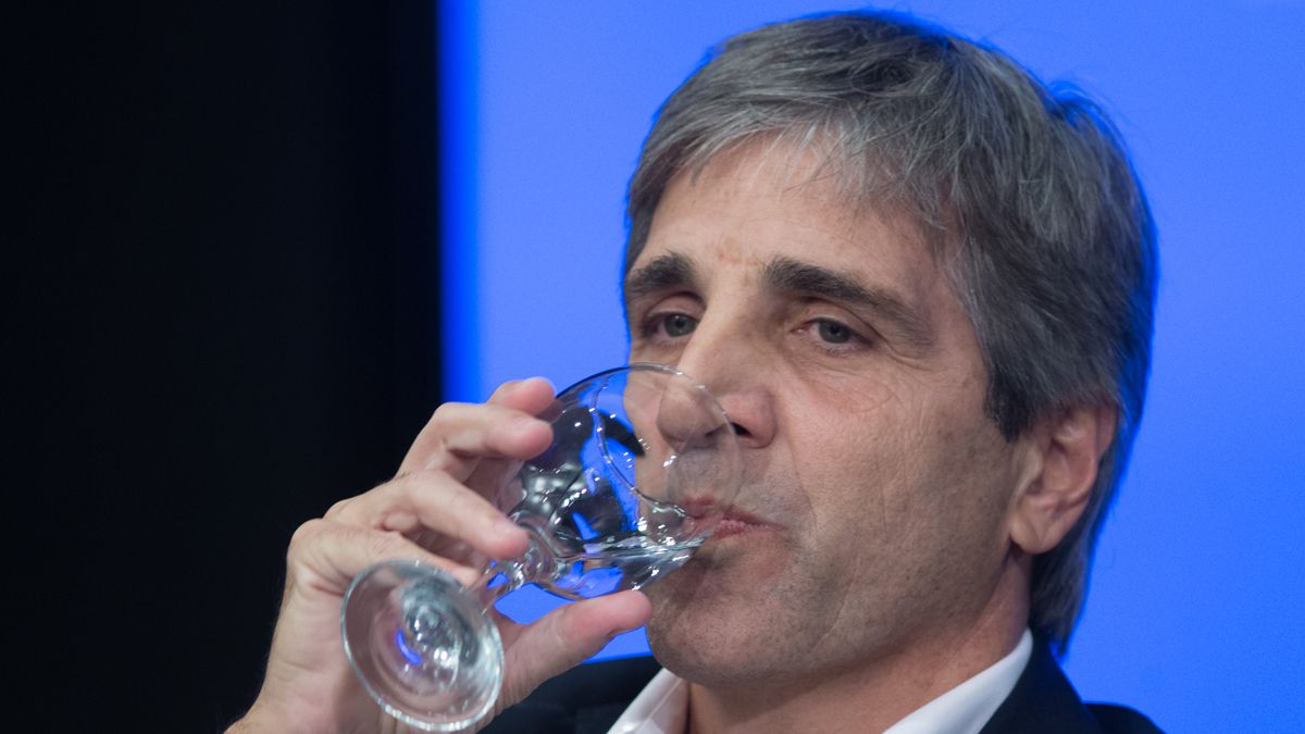 Luis Caputo fue designado ministro de Economía de la Nación. Luis Caputo fue designado ministro de Economía de la Nación.