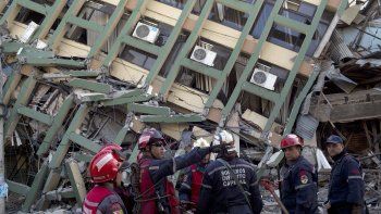 Dos de los tres cordobeses en Ecuador se contactaron con su familia