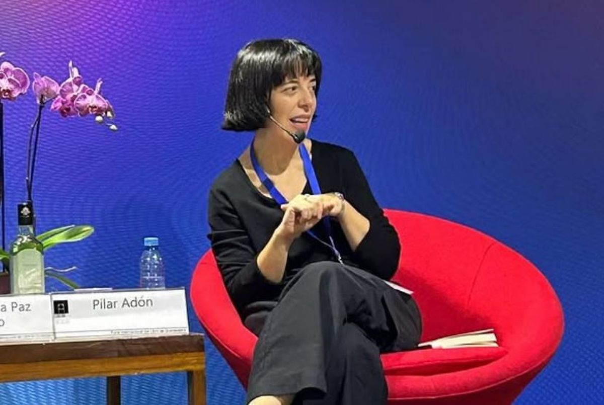 Pilar Adón