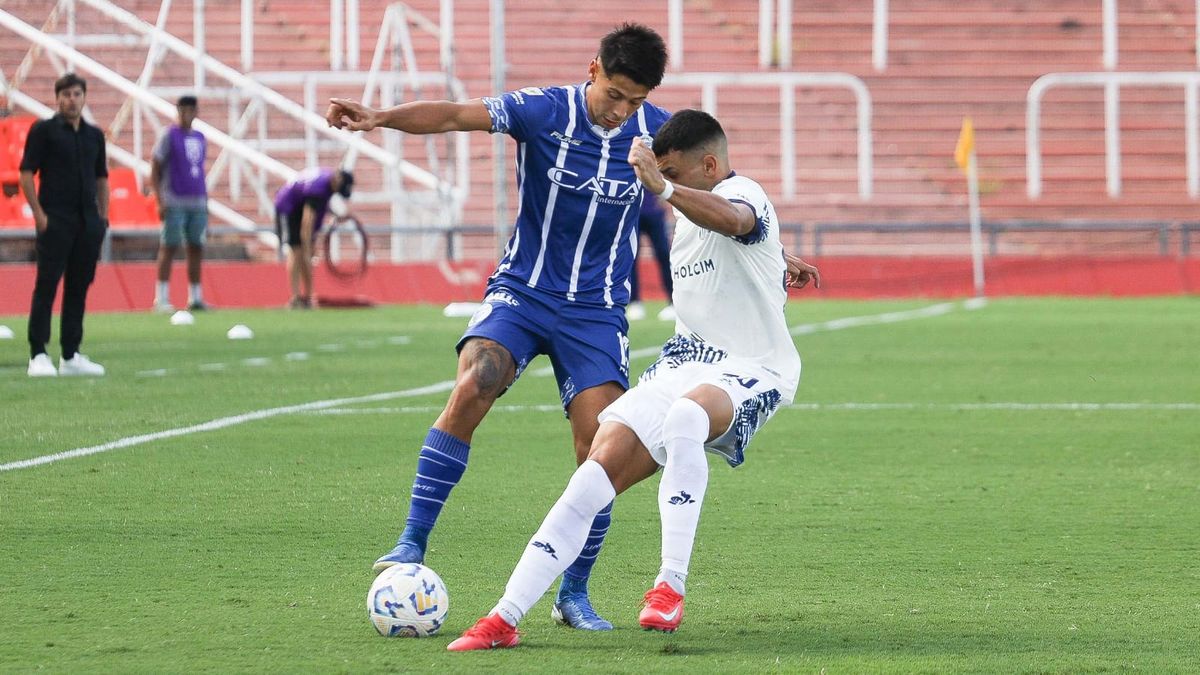 Godoy Cruz se puso al día completando el partido suspendido en la 3ª fecha contra Talleres de Córdoba.